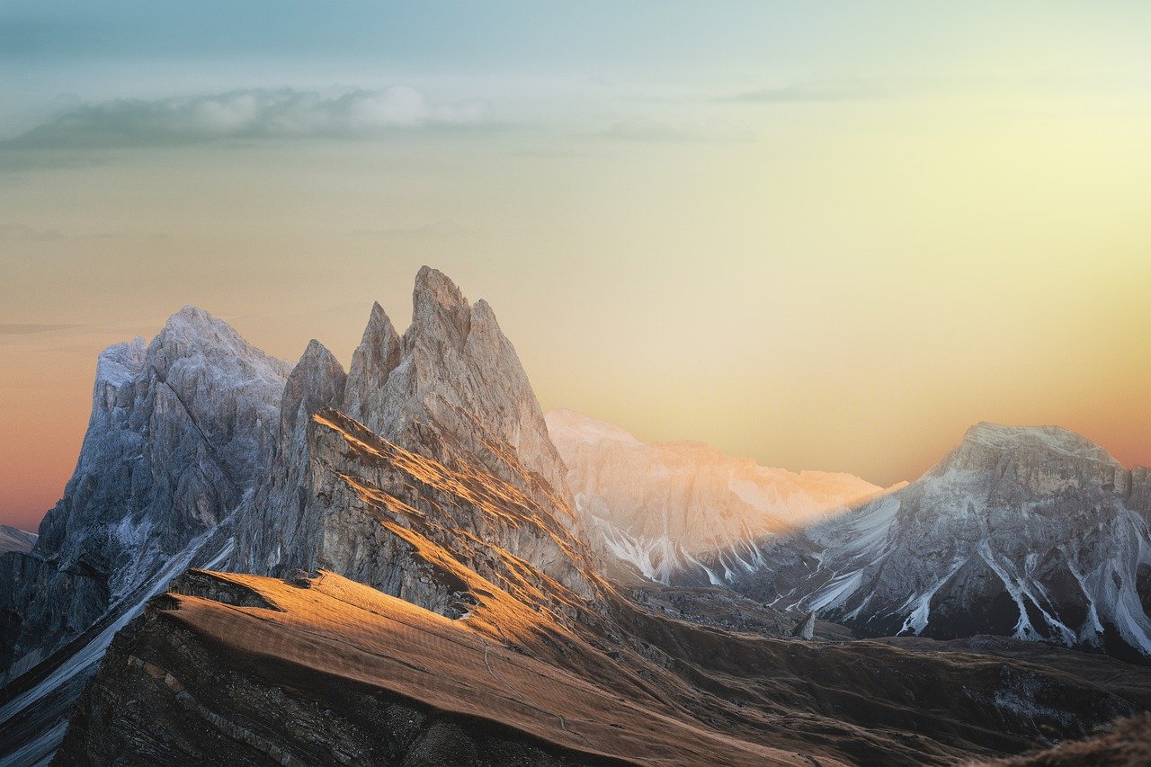 landscape mountains sky 4843193.jpg